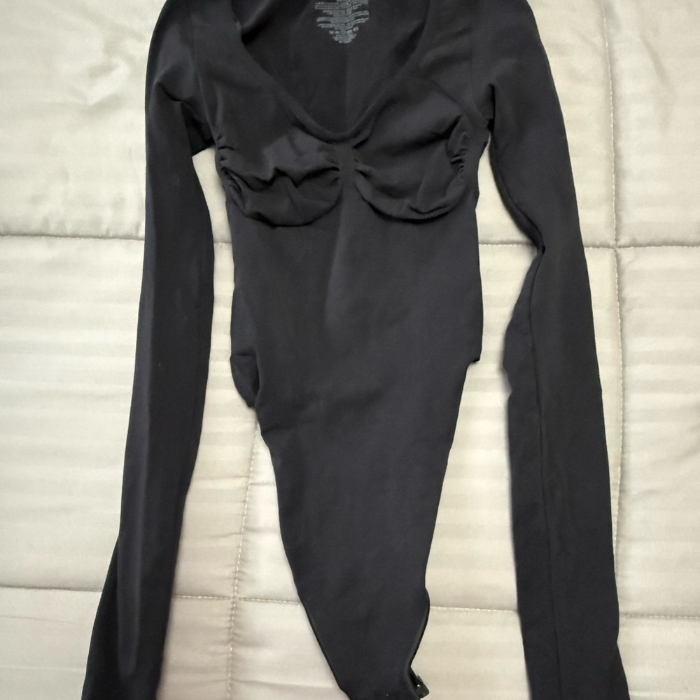 SKIMS Seamless Sculpt Black Long-Sleeve Bodysuit